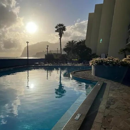 Atlantic Garden Front Formosa Funchal (Madeira)